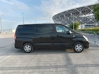 2012 Hyundai H-1 5-speed II, чёрный, 1800000 рублей, вид 3
