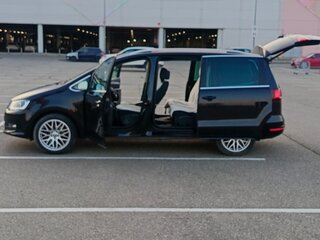 2019 Volkswagen Sharan II Рестайлинг, чёрный, 1900000 рублей, вид 4