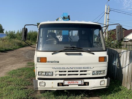 1991 Nissan Diesel Condor, белый, 3200000 рублей, вид 2