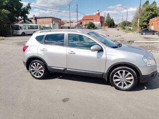 2009 Nissan Qashqai I, серебристый, 650000 рублей, вид 2