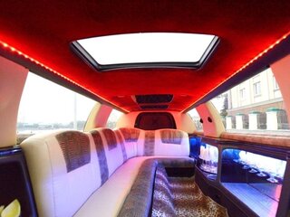 1998 Lincoln Town Car III, белый, 950000 рублей, вид 3