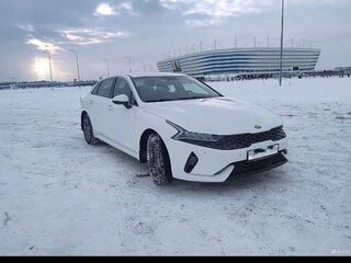 2021 Kia K5 III, белый, 2250000 рублей, вид 3