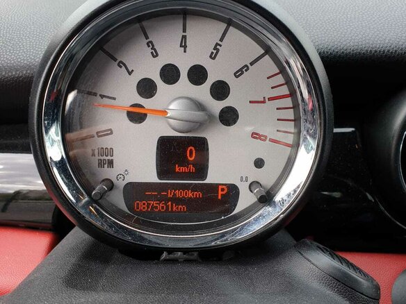 2013 Mini Coupe Cooper S I, красный, 1180000 рублей - вид 16