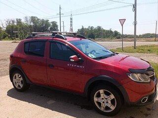 2013 Renault Sandero Stepway II, красный, 679000 рублей, вид 2