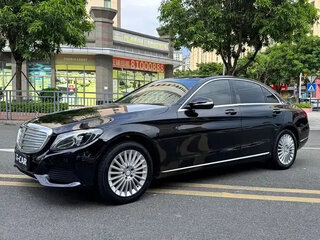 2015 Mercedes-Benz C-Класс 180 IV (W205), чёрный, 1560000 рублей, вид 3