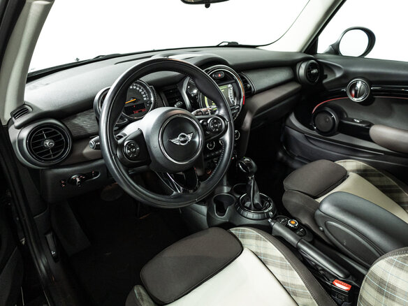 2015 Mini Hatch Cooper S III (F55/F56), коричневый - вид 10