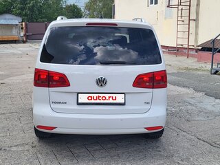 2012 Volkswagen Touran I Рестайлинг 2, белый, 910000 рублей, вид 5