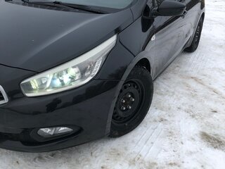 2013 Kia Ceed II, чёрный, 870000 рублей, вид 3