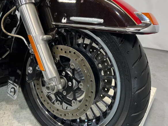 2010 Harley-Davidson Electra Glide, пурпурный, 1200000 рублей - вид 11