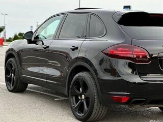 2010 Porsche Cayenne S II (958), чёрный, 1200000 рублей, вид 3