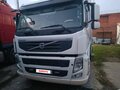 2012 Volvo FM, белый, 5000000 рублей - вид 1