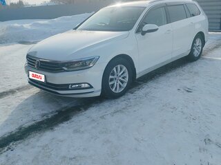 2017 Volkswagen Passat B8, белый, 2150000 рублей, вид 3