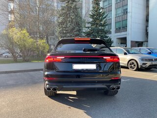 2020 Audi SQ8 I (4M), чёрный, 8442830 рублей, вид 4