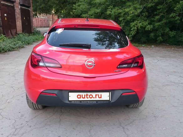 2015 Opel Astra GTC J Рестайлинг, красный - вид 5