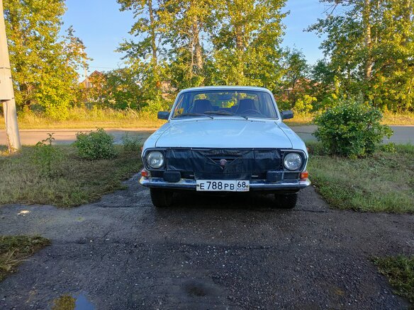 1988 ГАЗ 24 «Волга» 2410 II (2410), белый, 200000 рублей