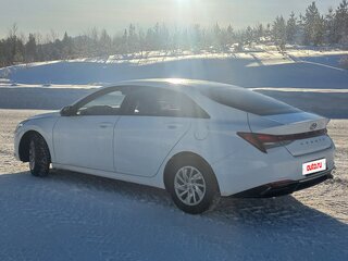 2021 Hyundai Avante VII, белый, 1900000 рублей, вид 5