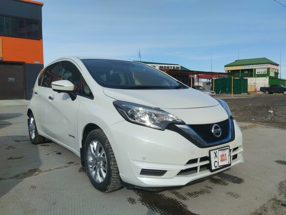 2019 Nissan Note e-Power II Рестайлинг, белый, 1375000 рублей