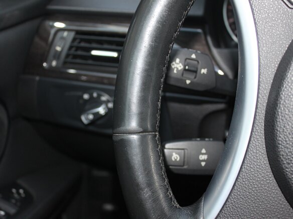 2012 BMW 3 серии 320i V (E90/E91/E92/E93) Рестайлинг, белый - вид 25