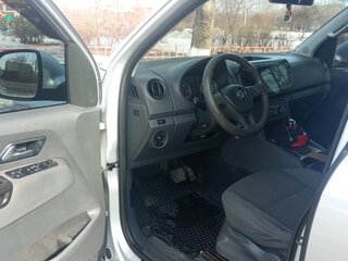 2015 Volkswagen Amarok Double Cab full-time I, серебристый, 2100000 рублей, вид 2
