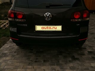2008 Volkswagen Touareg I Рестайлинг, чёрный, 1330001 рублей, вид 4