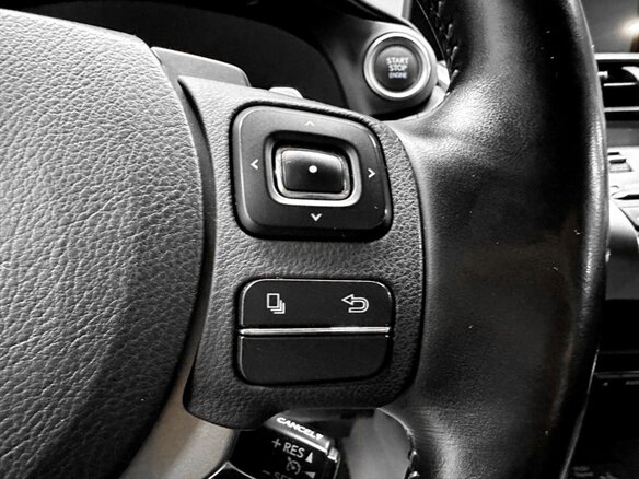 2020 Lexus NX 200 I Рестайлинг, чёрный, 5000000 рублей - вид 13