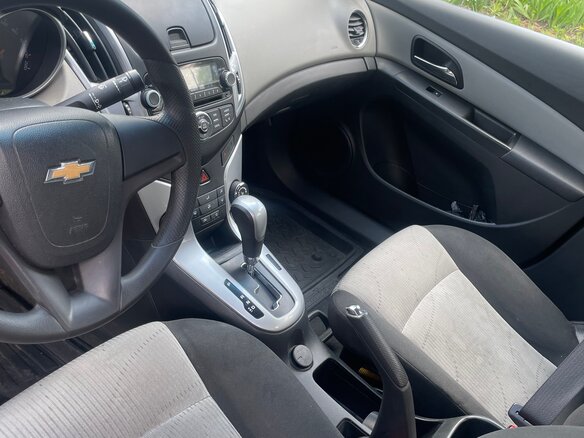 2013 Chevrolet Cruze I Рестайлинг, серебристый, 840000 рублей - вид 8