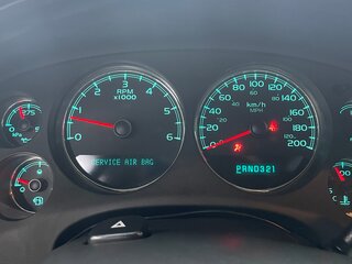 2008 Chevrolet Tahoe III, серый, 2000000 рублей, вид 5