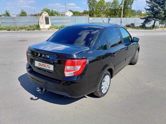 2020 Lada (ВАЗ) Granta I Рестайлинг, чёрный, 800000 рублей - вид 2
