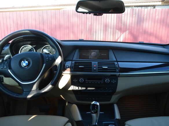 2008 BMW X6 50i 6-speed I (E71), красный, 1599999 рублей - вид 12