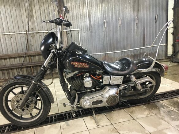1996 Harley-Davidson Dyna Low Rider, чёрный - вид 2