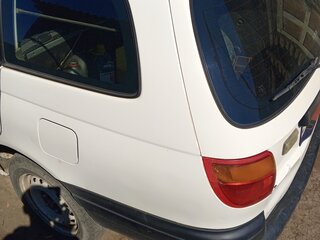 2000 Toyota Caldina I Рестайлинг, белый, 350000 рублей, вид 3