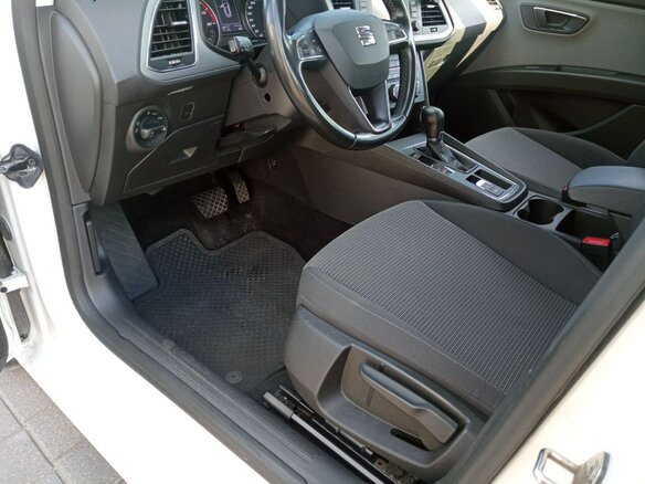 2019 SEAT Leon III Рестайлинг, белый, 1400000 рублей - вид 6
