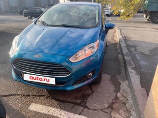 2017 Ford Fiesta Mk6 Рестайлинг, синий, 830000 рублей, вид 1