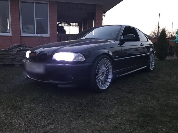 2002 BMW 3 серии 330i IV (E46), чёрный - вид 4