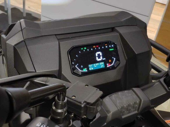 2026 Loncin XWolf 700, серебристый, 999000 рублей - вид 13