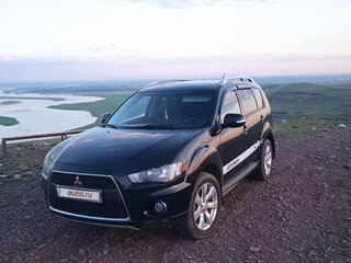 2010 Mitsubishi Outlander II Рестайлинг, чёрный, 1300000 рублей, вид 2