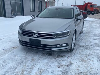 2015 Volkswagen Passat B8, серебристый, 1675000 рублей, вид 1