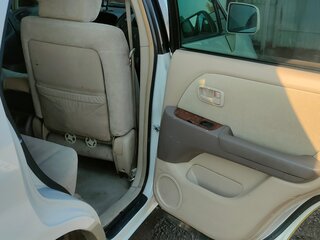 1999 Toyota Harrier I (XU10), белый, 900000 рублей, вид 5