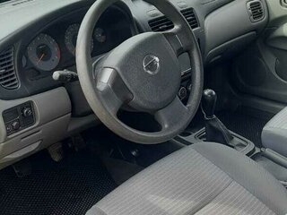 2011 Nissan Almera Classic I, серебристый, 765000 рублей, вид 4