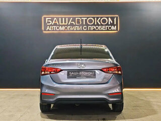 2017 Hyundai Solaris II, серый, 1359000 рублей, вид 5