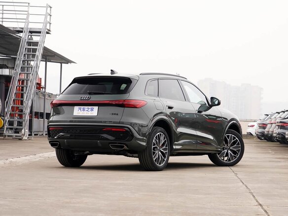 2026 Audi Q5 L III (GU), серый, 5850000 рублей - вид 6