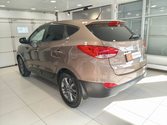 2015 Hyundai ix35 I Рестайлинг, бежевый - вид 6