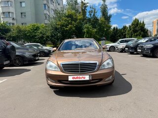 2008 Mercedes-Benz S-Класс 550 V (W221), коричневый, 1850000 рублей, вид 3