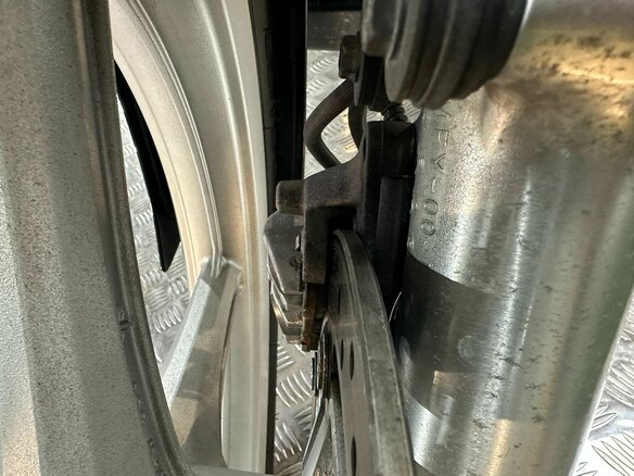 2010 Honda VT 1300CS Sabre, чёрный - вид 18