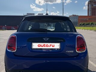 2018 Mini Hatch Cooper III (F55/F56) Рестайлинг, синий, 2050000 рублей, вид 4
