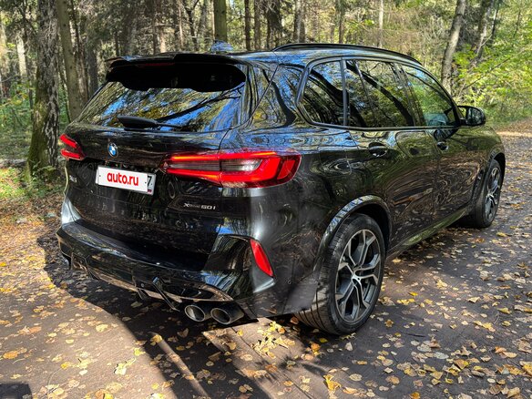 2019 BMW X5 50i IV (G05/G18), чёрный, 5390000 рублей - вид 4
