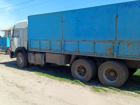 2004 КамАЗ 53229, серебристый, 1900000 рублей, вид 2