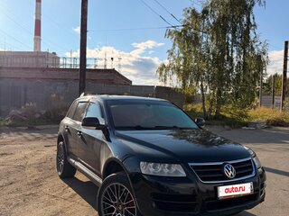 2004 Volkswagen Touareg I, чёрный, 640000 рублей, вид 4