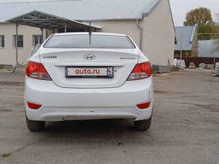 2014 Hyundai Solaris I, белый, 800000 рублей, вид 3