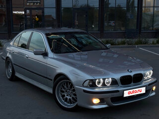 1996 BMW 5 серии 528i IV (E39), серебристый, 590000 рублей, вид 4